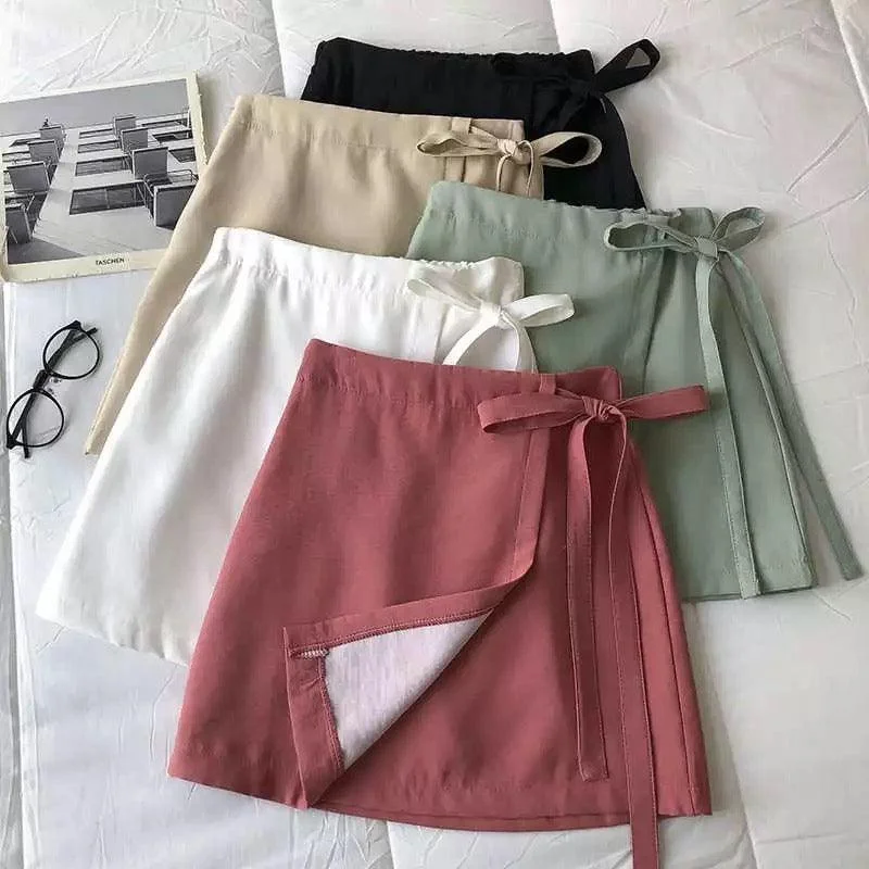 Midi - length chiffon skirt for a romantic date nightJavour Statement Skirt