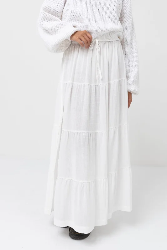 Skirts with a jacquard pattern Classic Tiered Maxi Skirt White